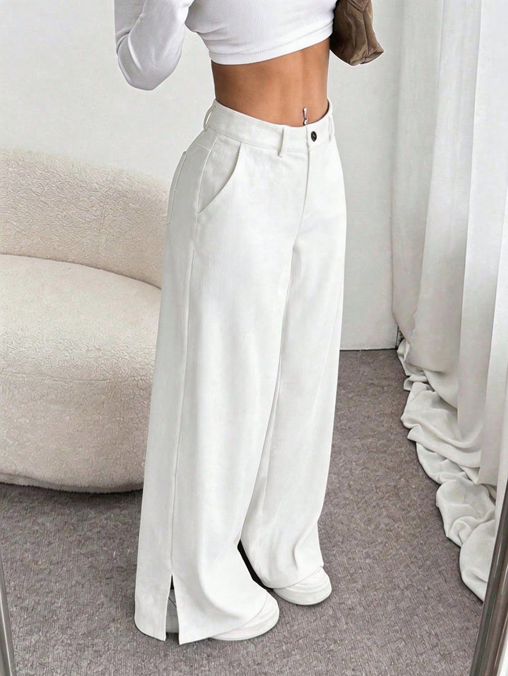 Retro corduroy trousers with straight leg