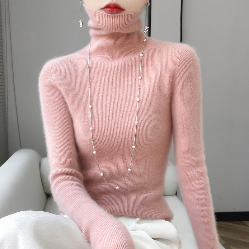 Women's turtleneck sweater made of 100% wool, seamless