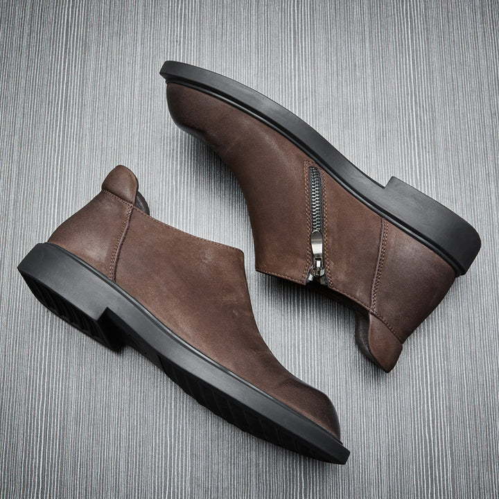 Men's Chelsea boots made of cowhide leather, soft sole