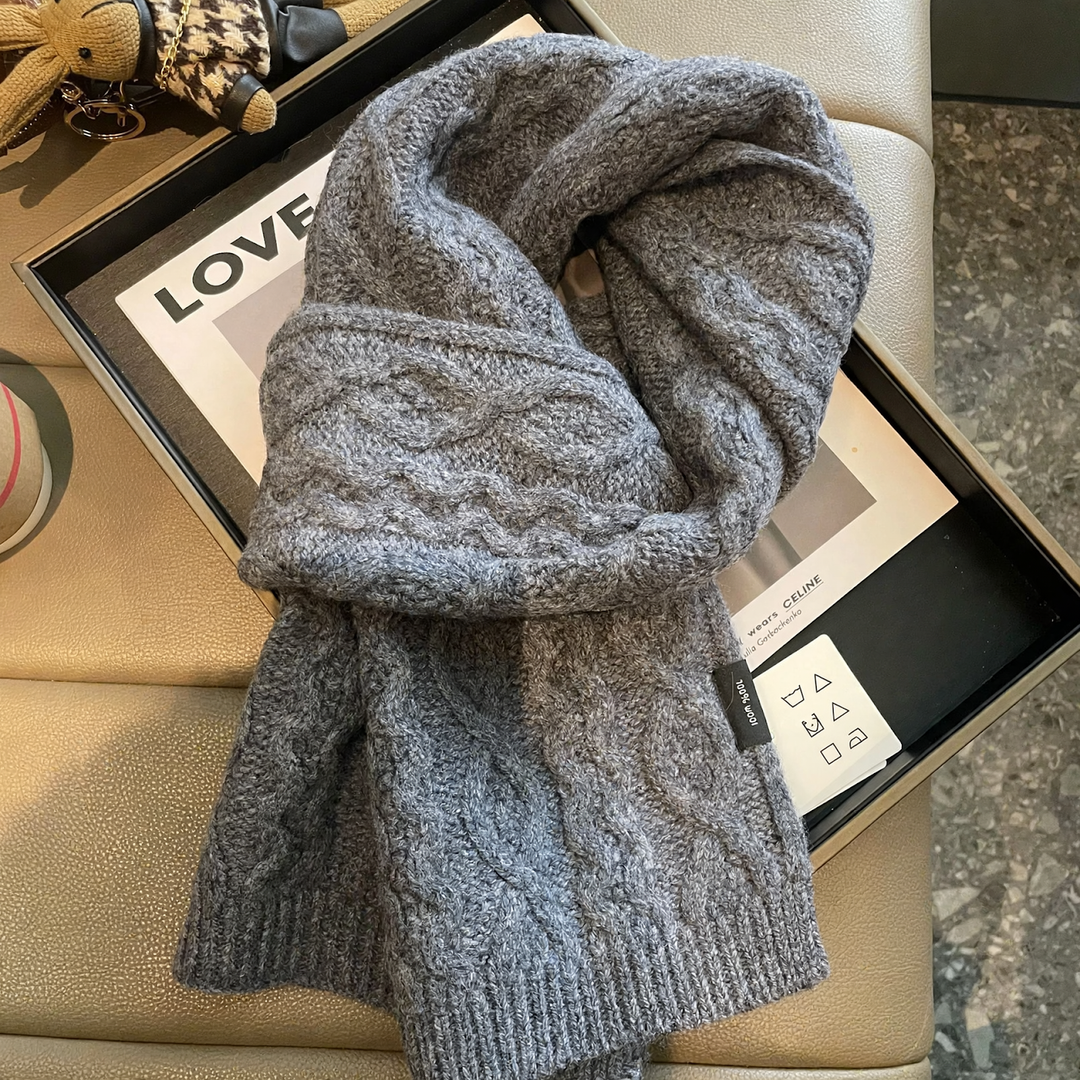 Merino wool scarf, cable pattern, 160x20cm