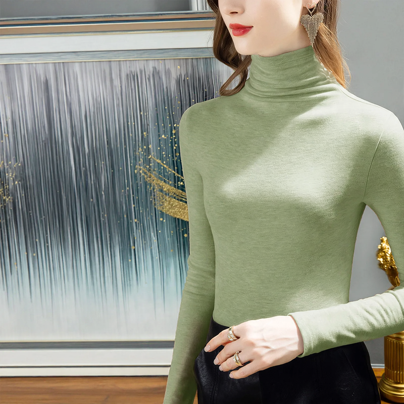 Women’s turtleneck undershirt with wool content and lining