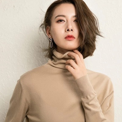 Women's turtleneck sweater, slim fit