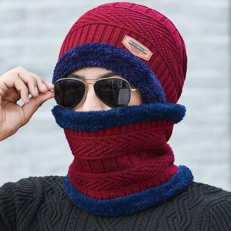 Padded knit hat and scarf set for men