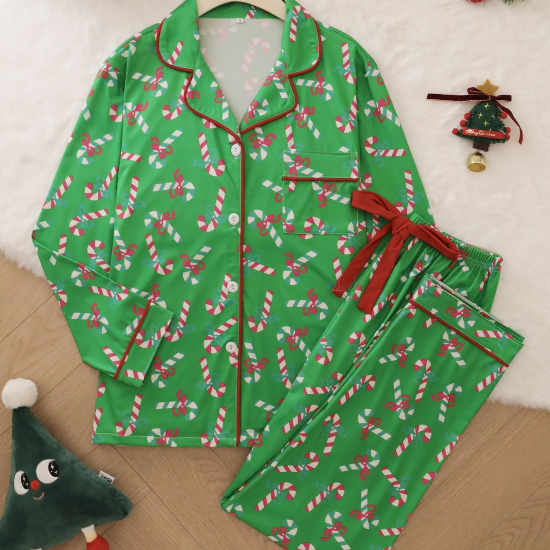 Fashionable tracksuit set with long sleeves and pants