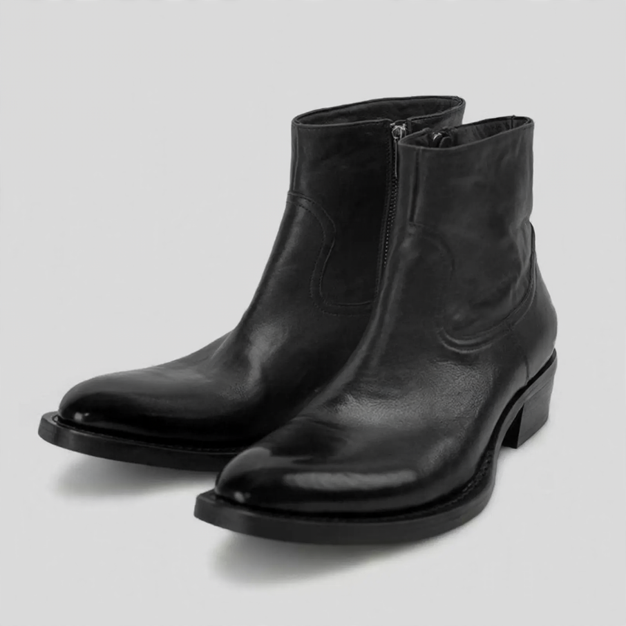 Vintage leather ankle boots with block heel