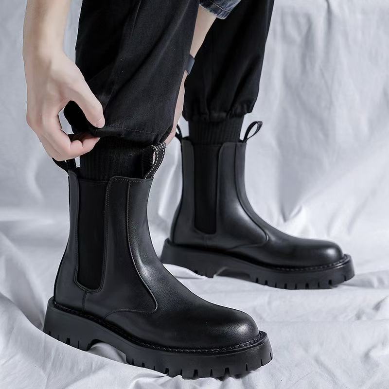 Men's Chelsea boots in British style