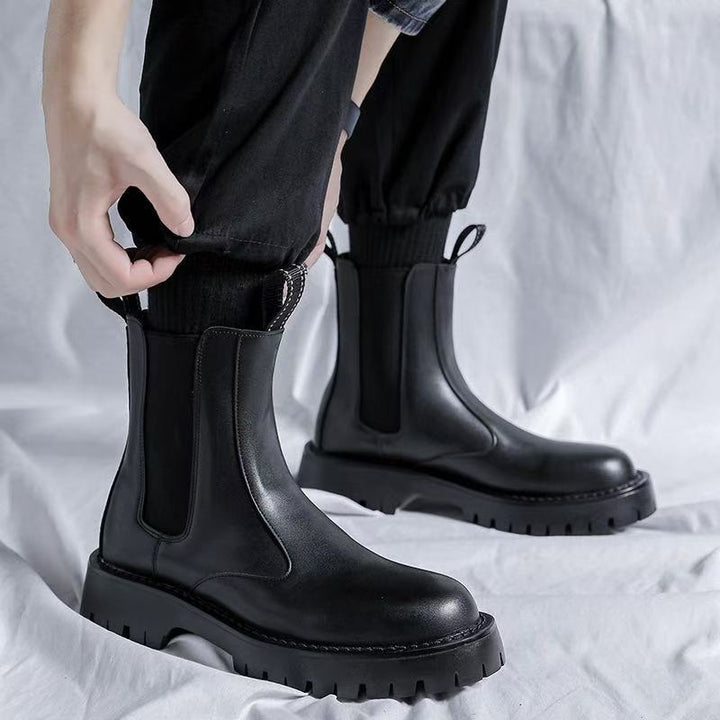 Men's Chelsea boots in British style