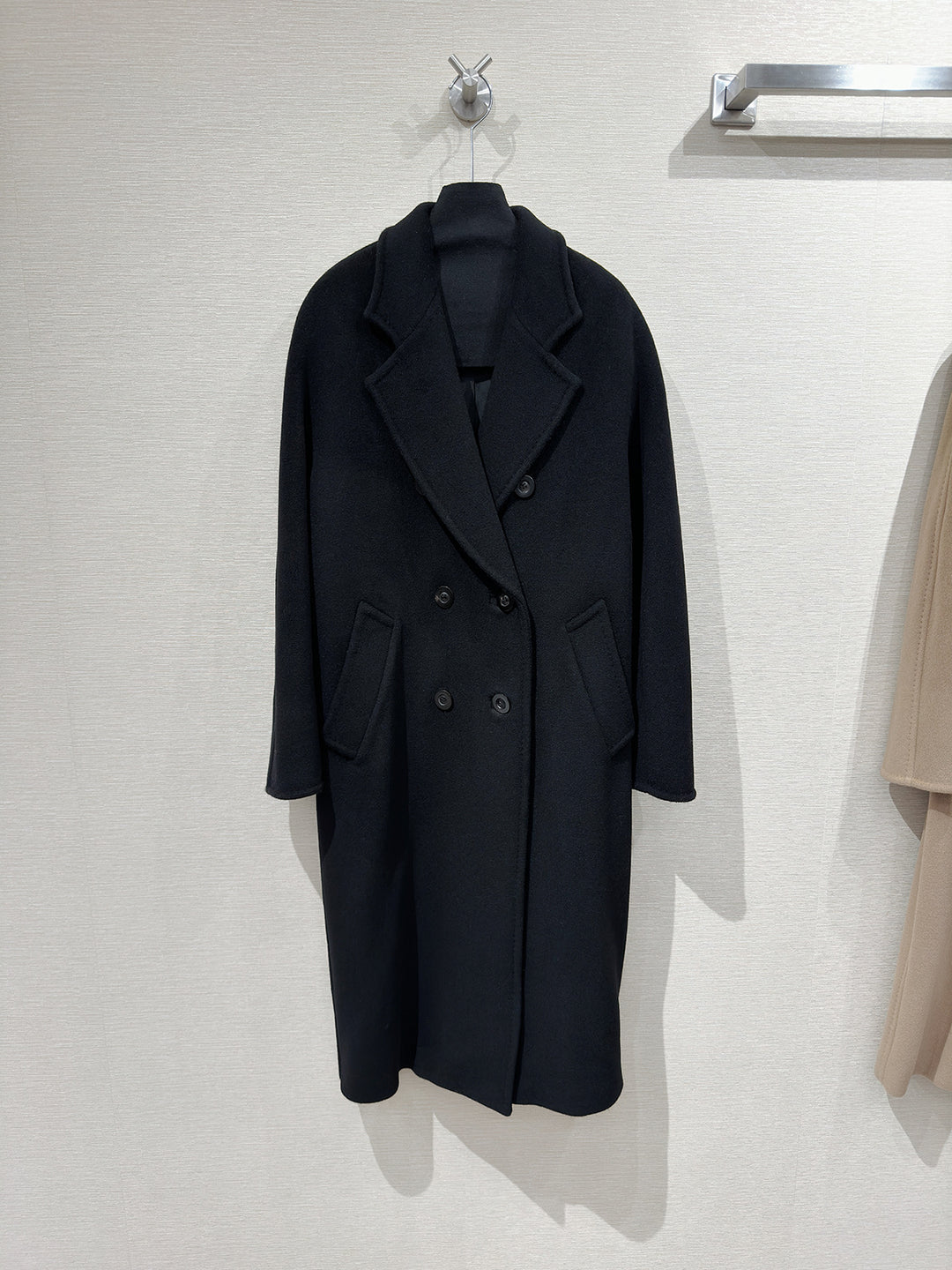 Classic women's wool coat, double-breasted, loose fit