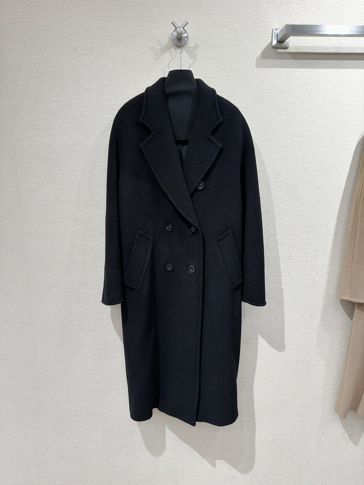Classic women's wool coat, double-breasted, loose fit