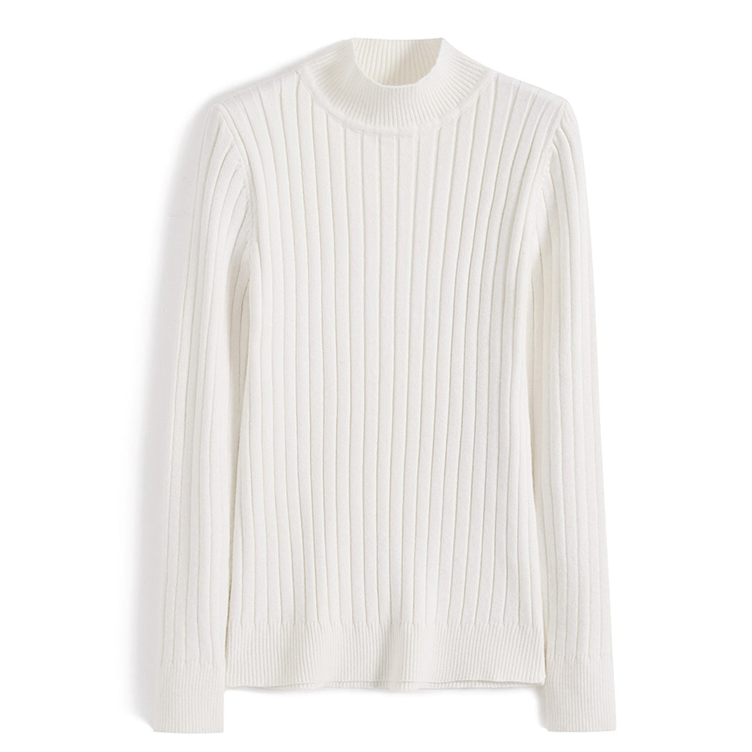 Women's knitted sweater with half standing collar, fitted