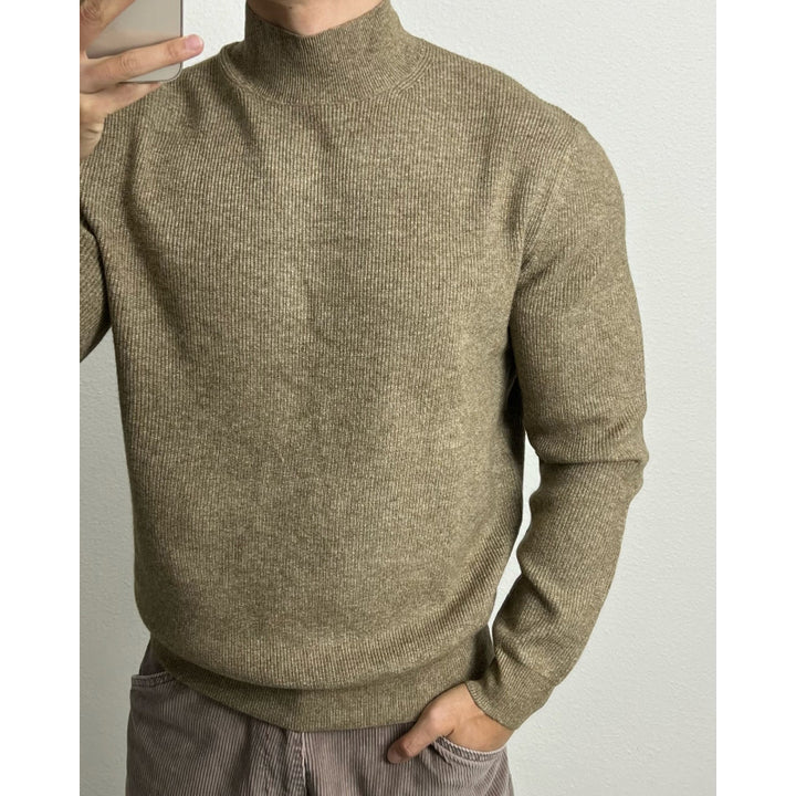 Men's knitted pullover, stand-up collar, form-fitting