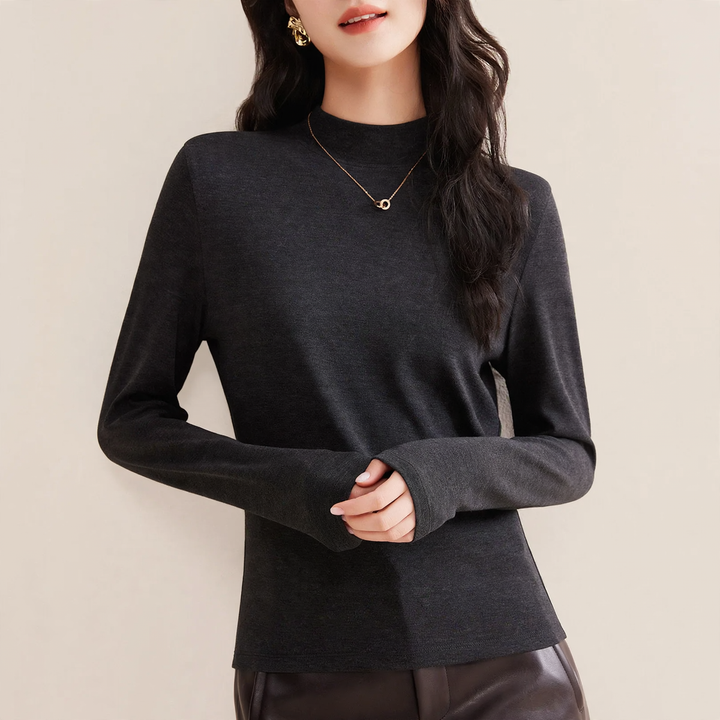 Women's thermal undershirt with stand-up collar, lined
