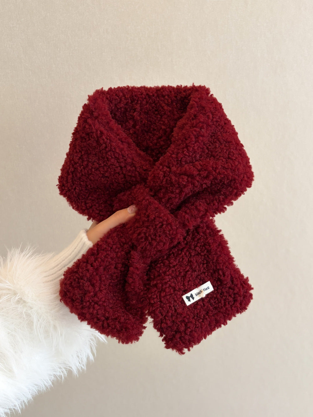 Thick lamb fleece scarf, 85x12 cm
