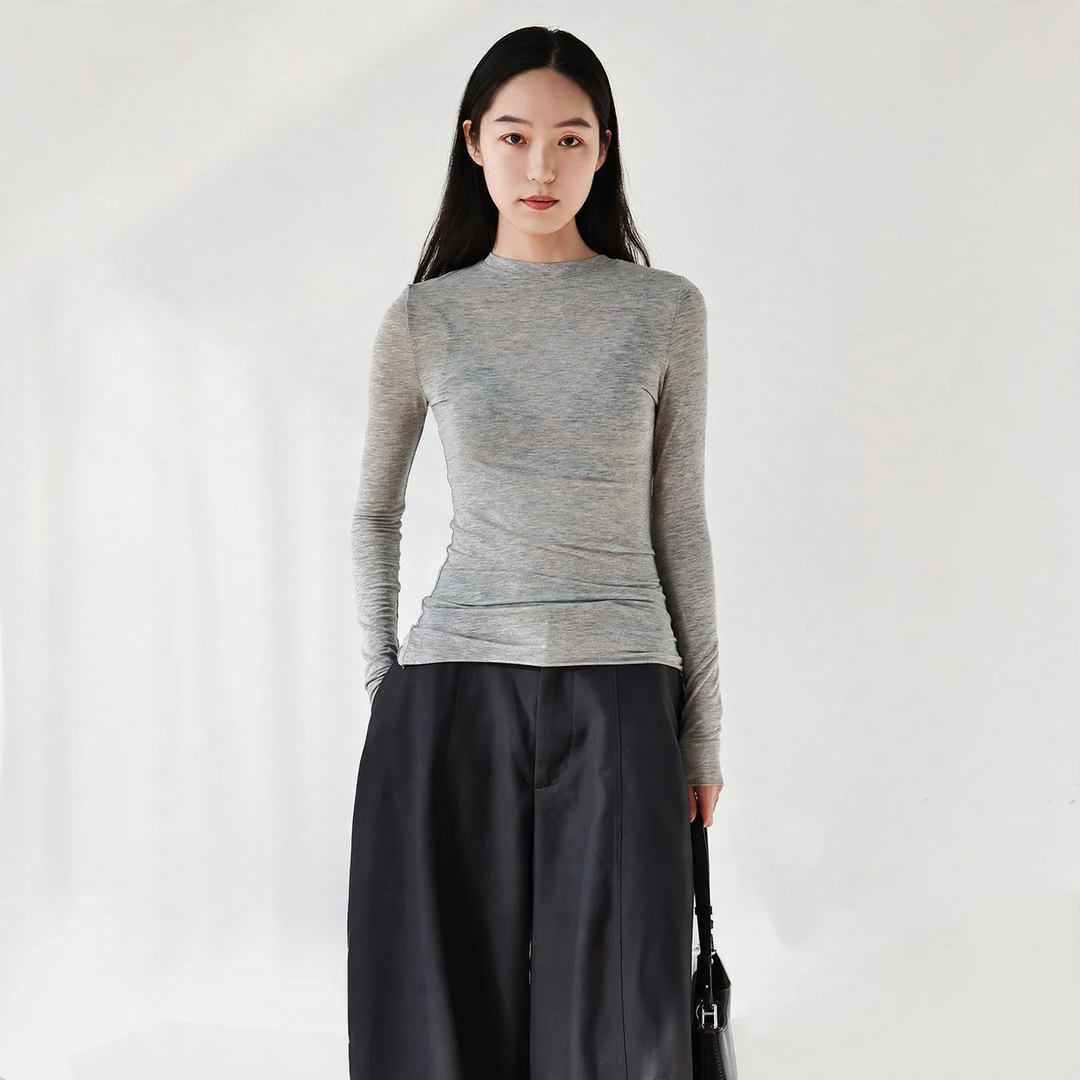 Ladies long-sleeve shirt, light, versatile