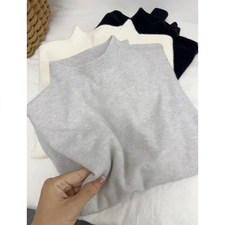 Women's knitted sweater with small stand-up collar