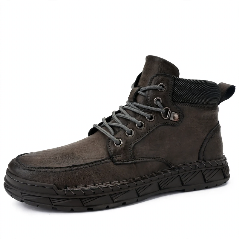 Insulated winter boots, warm and breathable