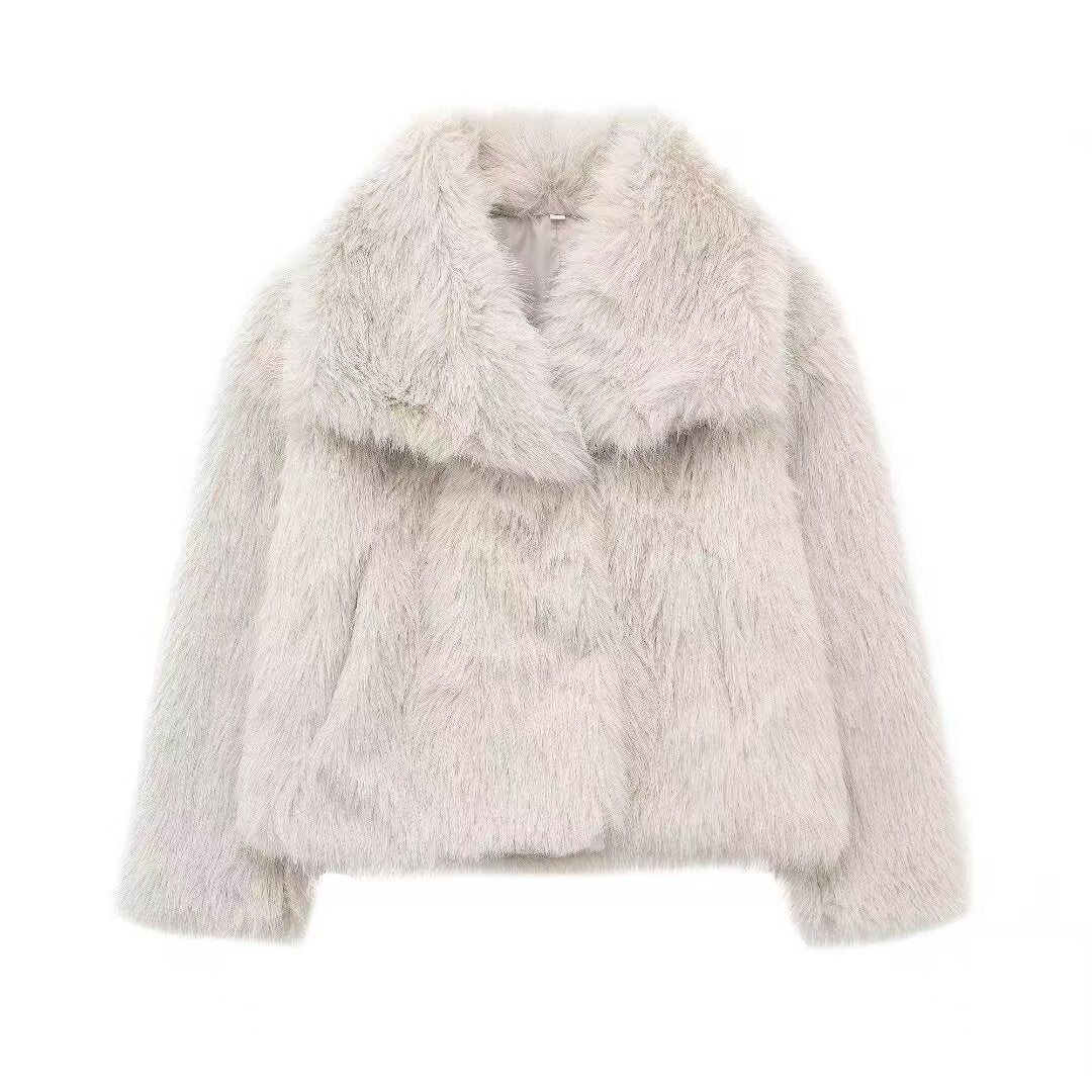 Fashionable faux fur coat with large lapels