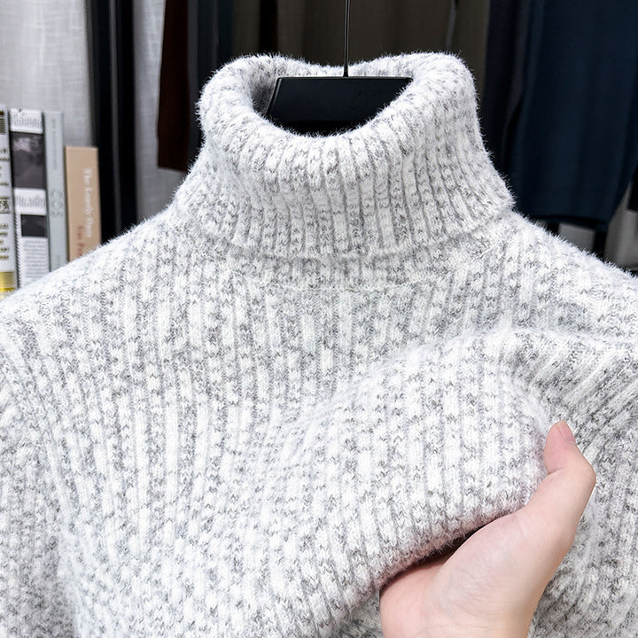 Warmer men's turtleneck sweater with wool content and lining