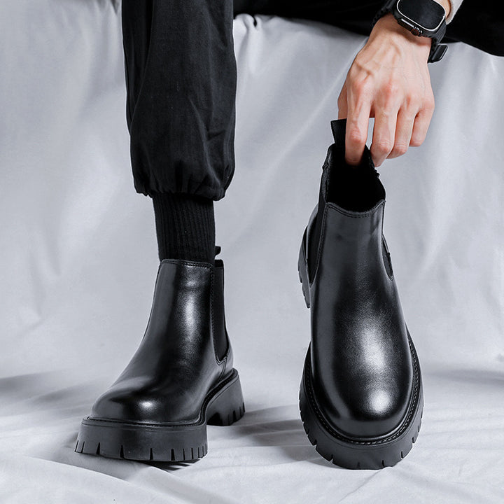 Classic men's Chelsea boots in British style
