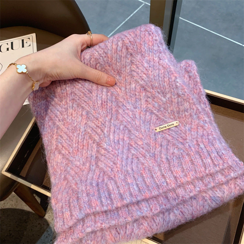 Knitted scarf made of alpaca wool blend for women