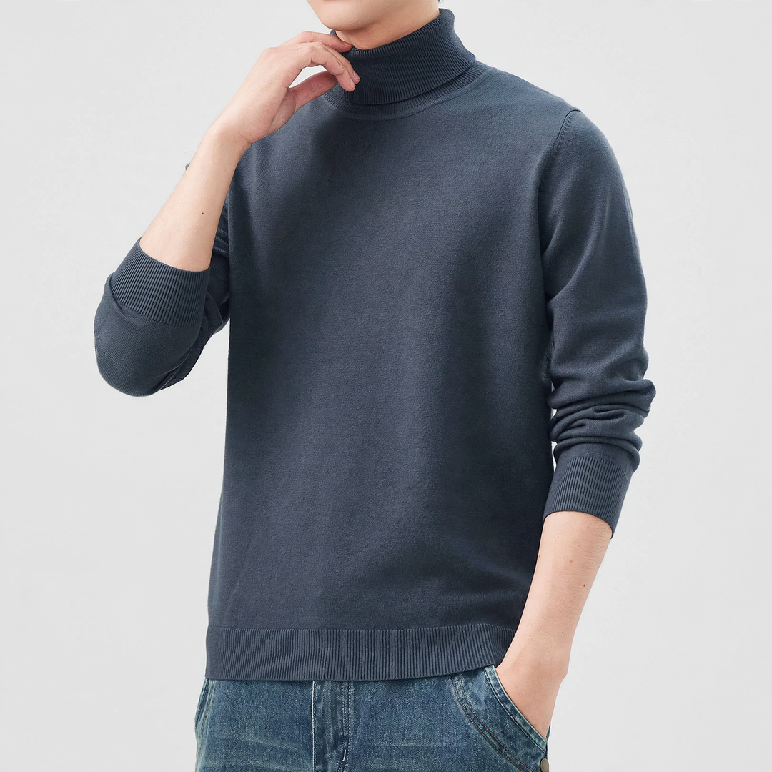 Men's wool blend pullover with round neck
