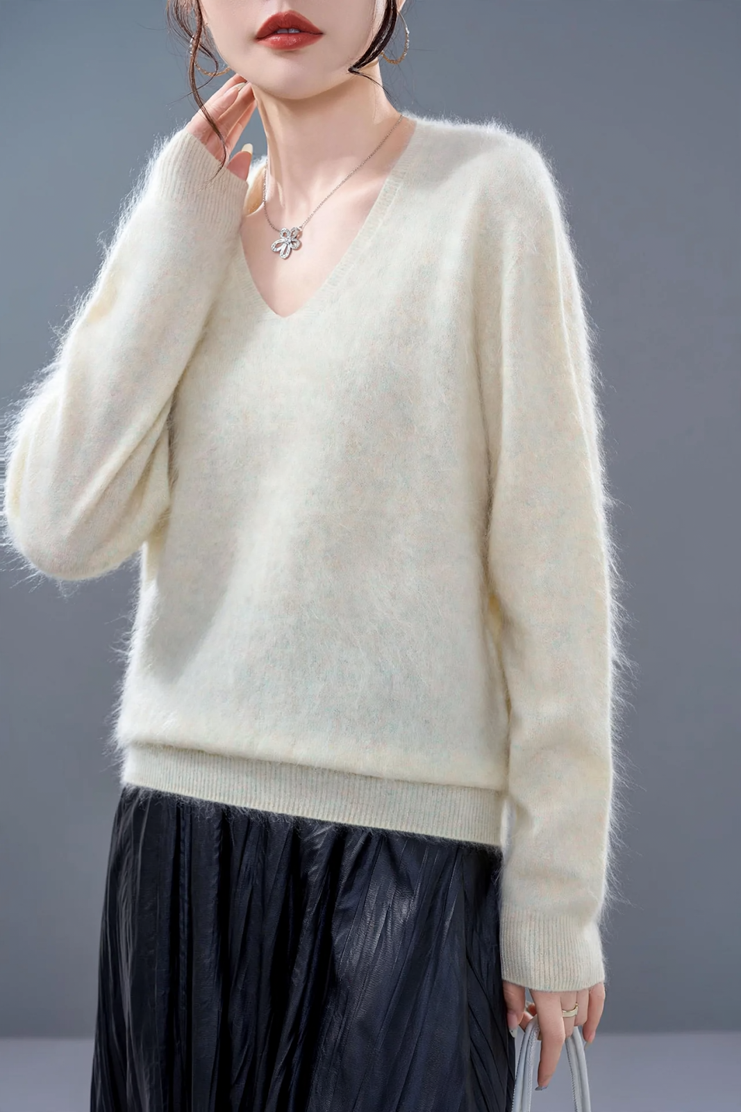 Women's cashmere sweater, brushed