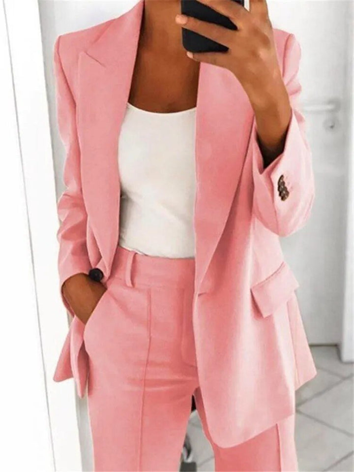 Lune London | Elegant pantsuit and jacket set for women