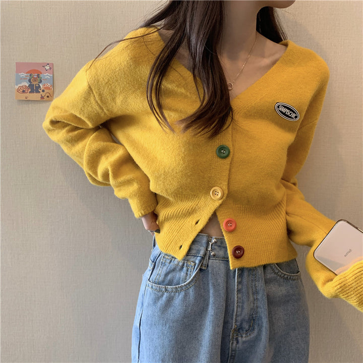 Gilet décontracté pour femmes avec des boutons colorés et col en V Chic & Stil