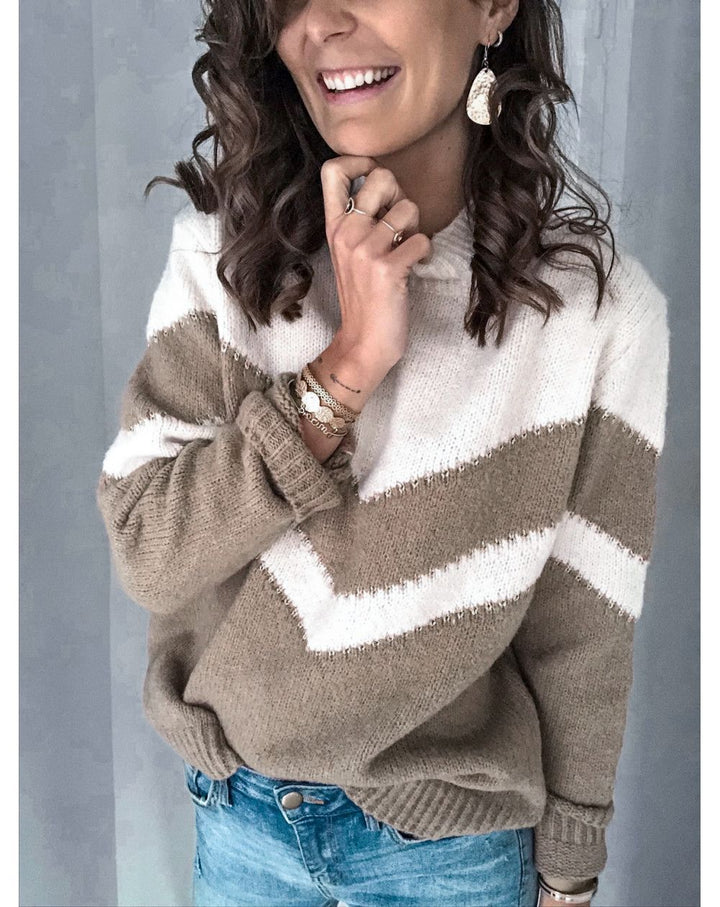 Chunky knit sweater for women with a modern zigzag pattern and high collar Lune London