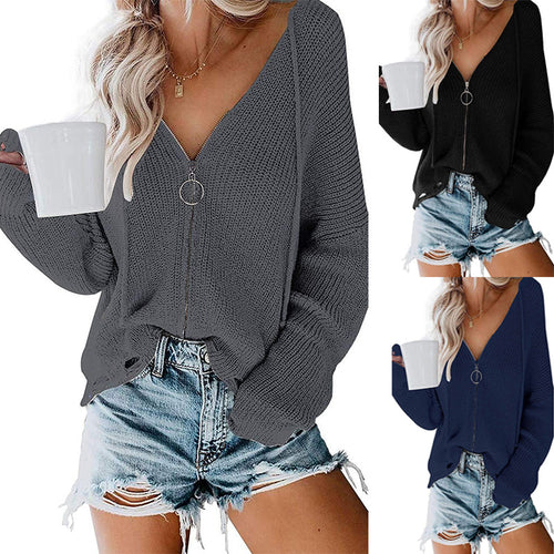 Knit V-neck sweater for women with full zip and relaxed fit Amarae