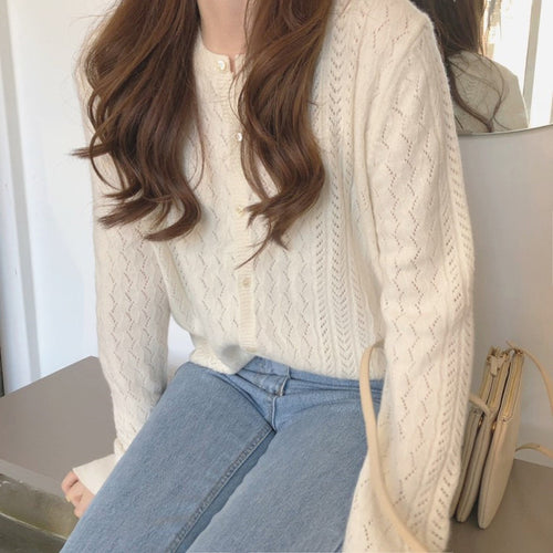 Cardigan pour femmes avec motif en relief Chic & Stil