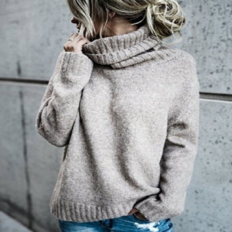 Casual sweater for women with high collar and textured surface Lune London