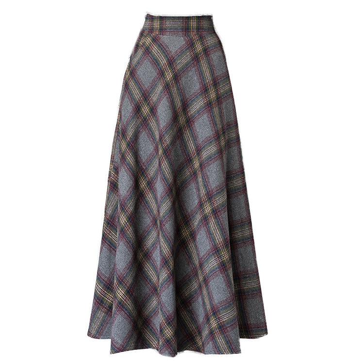 Elegant checkered skirt for women in high-quality wool blend with high waist Lune London