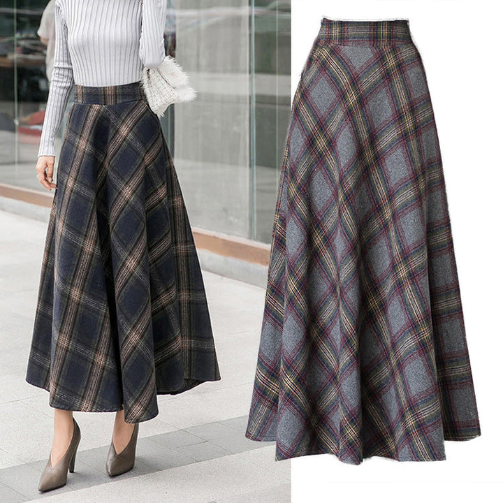 Ladies Elegant Checkered Skirt Made Of High-Quality Wool Blend with High Waist Chic Und Stil