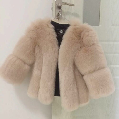 Ladies Plush Faux Fur Coat with Wide Sleeves Lune London