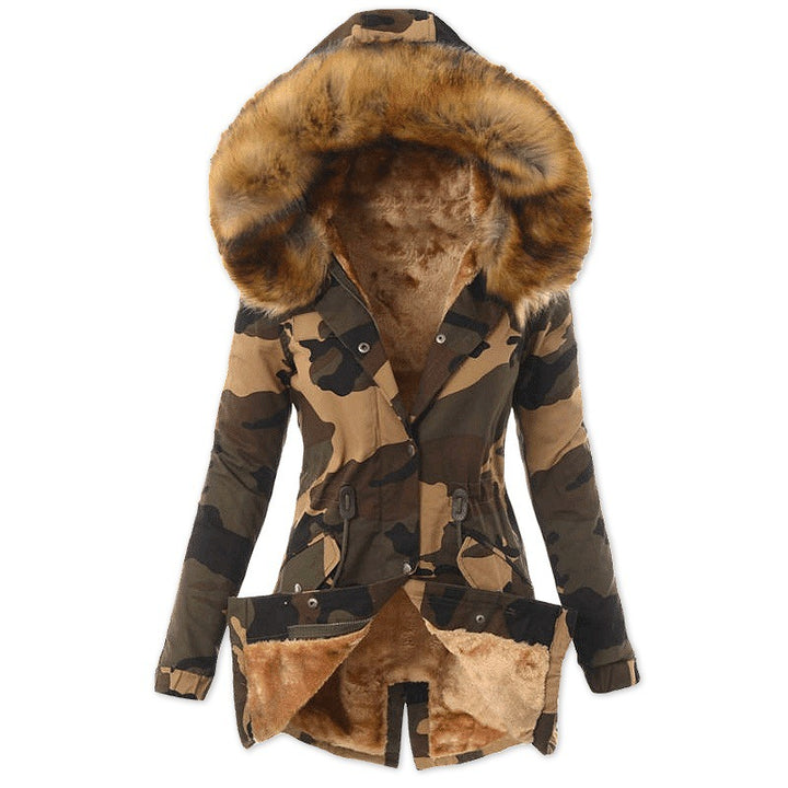 Lune London fashionable women's transitional coat with removable faux fur collar