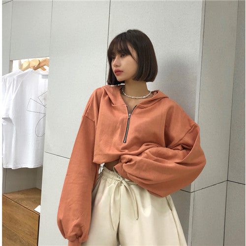 Veste sweatshirt courte pour femmes avec col mi-haut Chic & Stil
