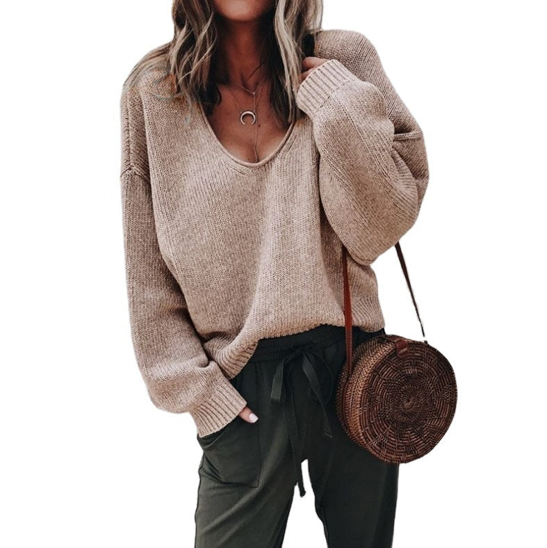 Thick knit V-neck sweater for women with straight shoulders Lune London