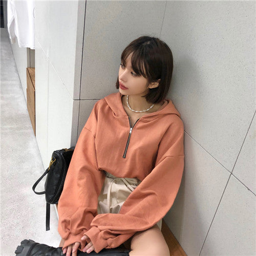 Veste sweatshirt courte pour femmes avec col mi-haut Chic & Stil