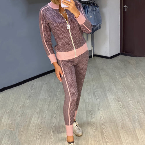 Women's sporty and modern leisure set with contrasting patterns Amarae