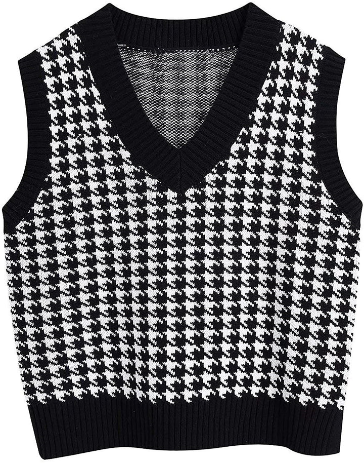 Knit vest for women with a modern checked pattern Lune London