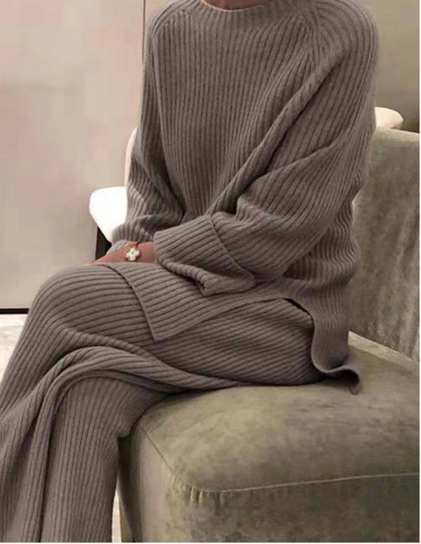 Ladies Comfortable Knit Suit In Modern Rib Design Lune London