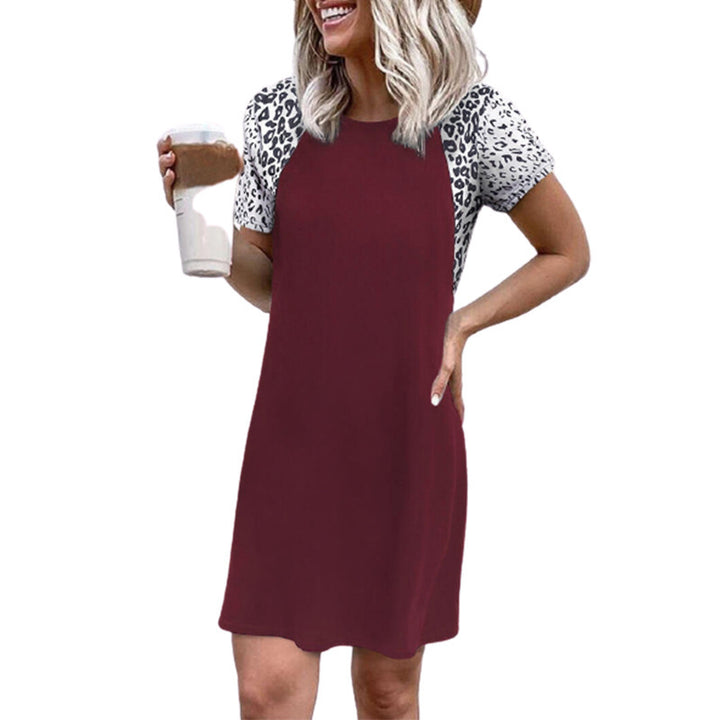 Casual dress for women with a chic animal pattern