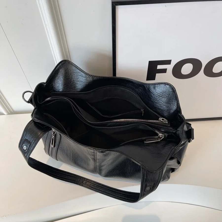 Lune London | Stylish Leather Handbag with Zipper