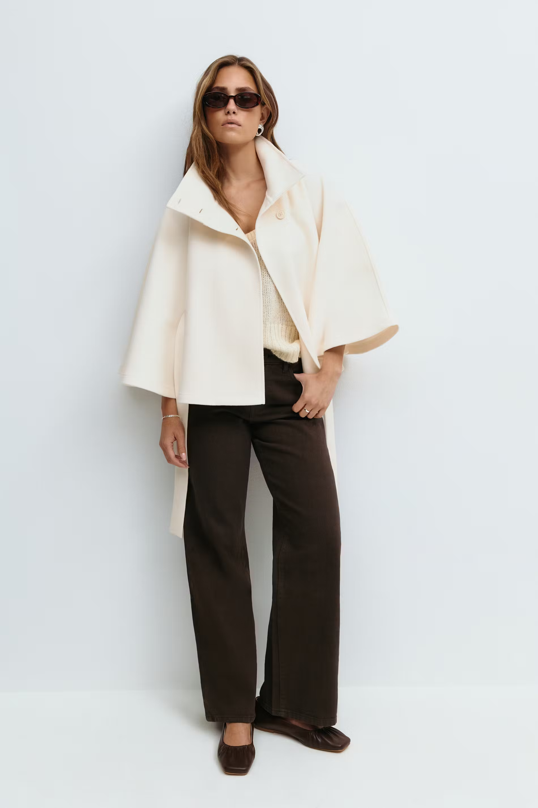 Amarae | Elegant Women's Jacket with Belt