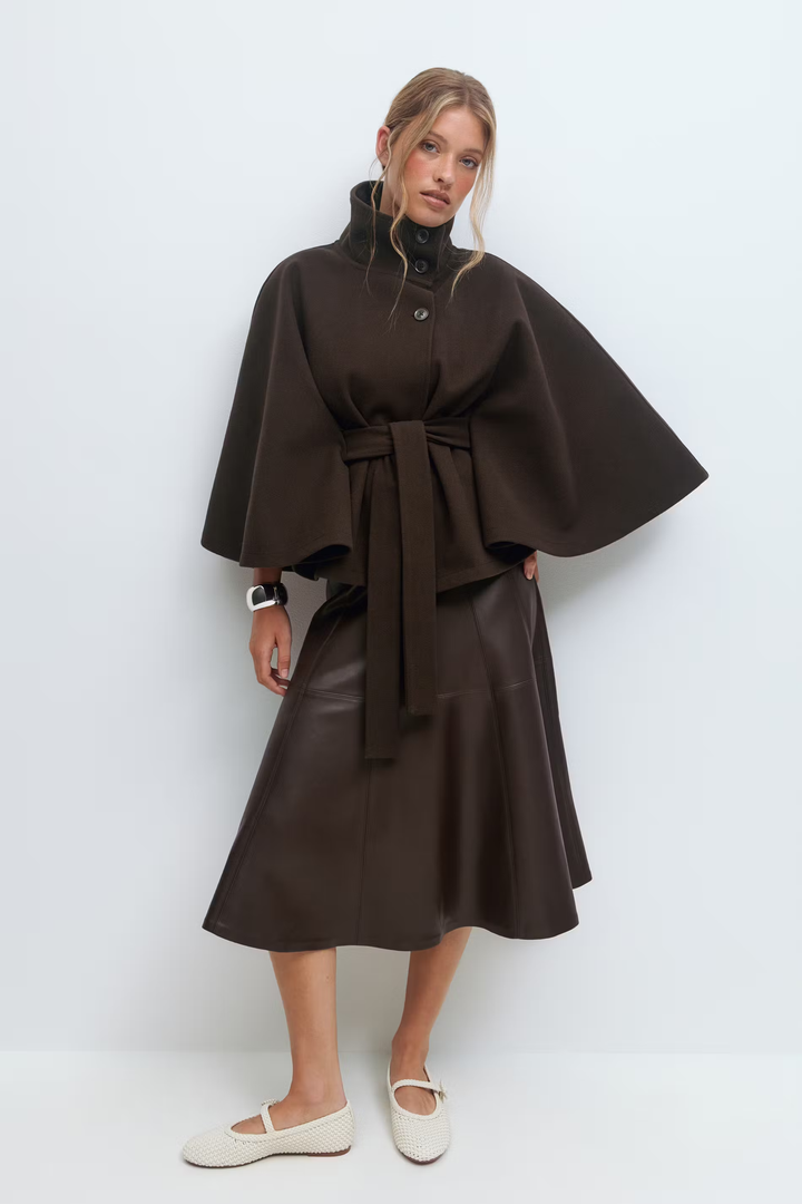 Amarae | Elegant Women's Jacket with Belt