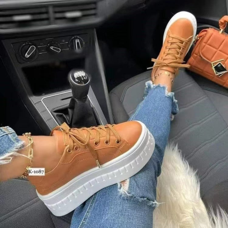 Lune London | Lighter casual sneakers for women