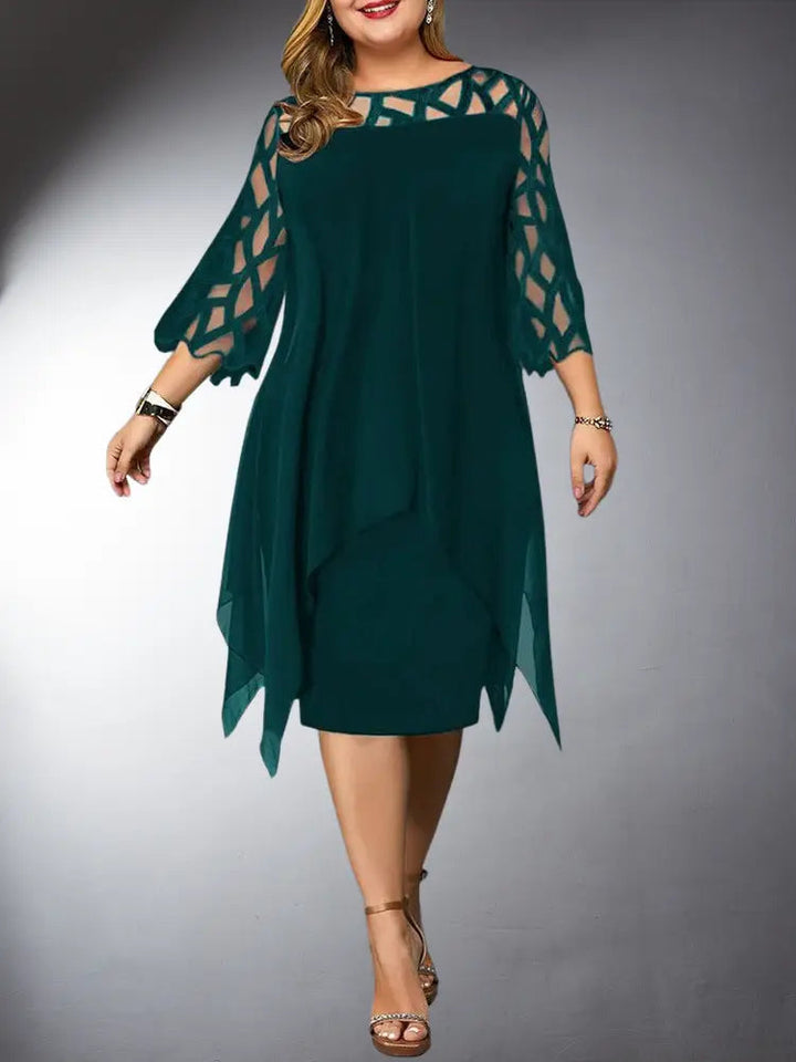 Lune London | Elegant Plus Size Lace Midi Dress