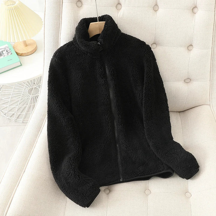 Amarae | Light and comfortable: a jacket for women for everyday use