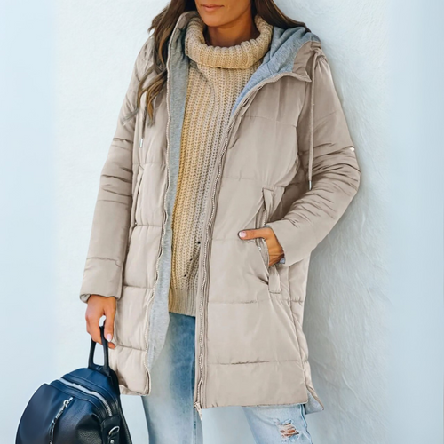 Amarae | Lightweight padded jacket with hood